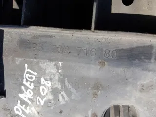 9673271680 Декоративная крышка двигателя Peugeot 208 Арт e12762059, вид 4