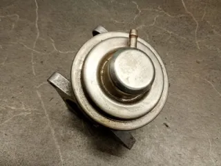 038131501AF 038129637D Клапан EGR Volkswagen Golf 5 Арт e12759328, вид 3