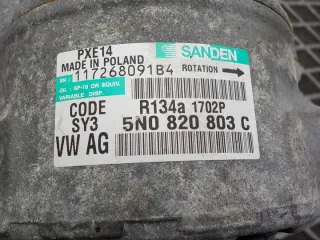 5N0820803C Компрессор кондиционера Volkswagen Passat B7 Арт e12759145, вид 4