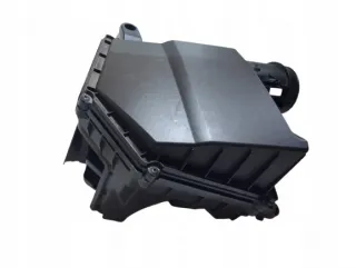 31474901 Корпус воздушного фильтра Volvo S60 3 Арт e12757233, вид 1