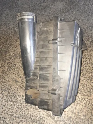 1K0129607BB Корпус воздушного фильтра Volkswagen Golf 5 Арт e12757212, вид 4