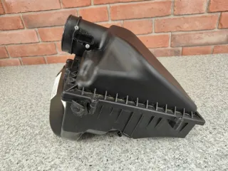 8620473 Корпус воздушного фильтра BMW 5 G30/G31 Арт e12756362, вид 3