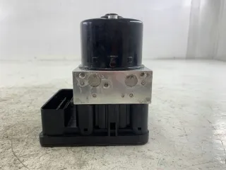 6776055 6776056 Блок ABS BMW 1 E81/E82/E87/E88 Арт e12750330, вид 2