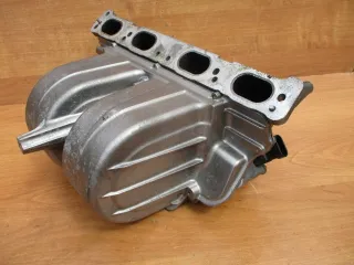 Z16XEP 55559225 55352859 24435069 Коллектор впускной Opel Astra H Арт e12749762, вид 5