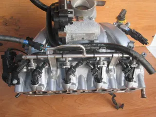 Z16XEP 55559225 55352859 24435069 Коллектор впускной Opel Astra H Арт e12749762, вид 8