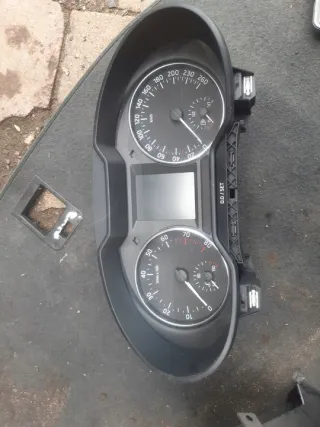 5E0920871B Щиток приборов (приборная панель) Audi A4 B8 Арт e12743153, вид 1