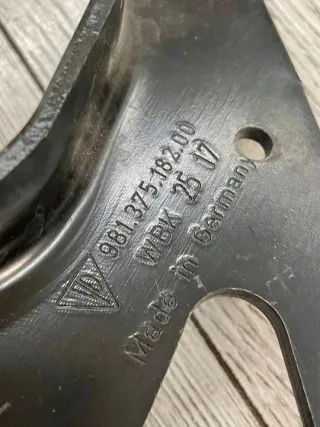 982399201A 982399201 98137519601 98137518200 Подушка крепления КПП Porsche Boxster 982 Арт e12742762, вид 9