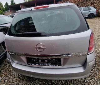  Крышка багажника (дверь 3-5) Opel Astra H Арт e12739466, вид 1