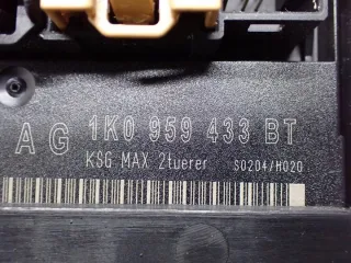 1K0959433BT Блок предохранителей Volkswagen Scirocco 3 Арт e12738299, вид 3