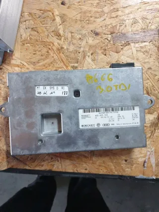 4E0035729 Блок предохранителей Audi A6 C6 (S6,RS6) Арт e12736741, вид 1