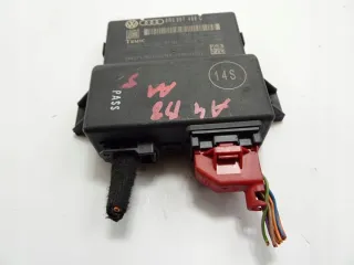 8R0907468C Блок предохранителей Audi A4 B8 Арт e12736631, вид 1