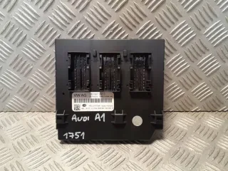 8X0907063D Блок предохранителей Audi A1 Арт e12736597, вид 1