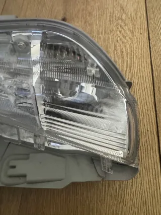  Фара противотуманная правая Toyota Prius 3 Арт e12735068, вид 4