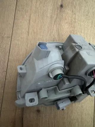  Фара противотуманная правая Toyota Prius 3 Арт e12735068, вид 6