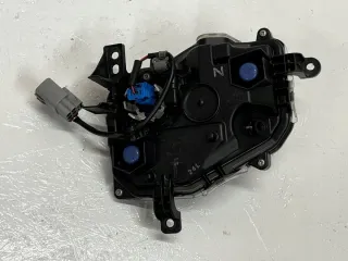  Фара противотуманная правая Lexus UX Арт e12734548, вид 7