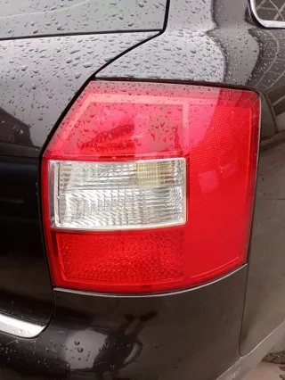  Фонарь задний правый Audi A4 B6 Арт e12733430, вид 1