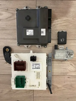 32313937 32356704 32269635 Блок управления двигателем Volvo S60 2 Арт e12731034, вид 1