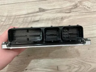 32313937 32356704 32269635 Блок управления двигателем Volvo S60 2 Арт e12731034, вид 4
