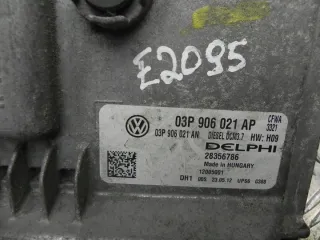 03P906021AP Блок управления двигателем Skoda Fabia 2 Арт e12730324, вид 3