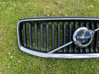 32291019 Решетка радиатора Volvo XC60 2 Арт e12727715, вид 2