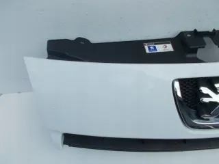 1497644077 Решетка радиатора Peugeot 2008 Арт e12727204, вид 7