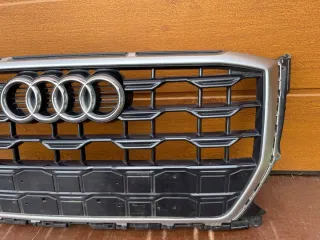81A853651H Решетка радиатора Audi Q2 Арт e12725736, вид 3