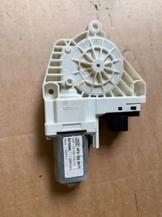 4F0959801B Моторчик стеклоподъемника Audi A6 C6 (S6,RS6) Арт e12713857, вид 1