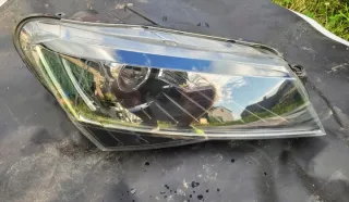 3V1941016A Фара правая Skoda Superb 1 Арт e12709937, вид 1