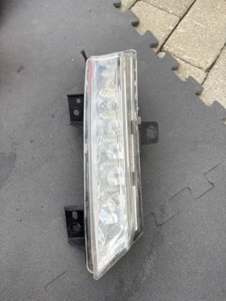 266006799R Фара противотуманная правая Renault Megane 3 Арт e12704186, вид 1