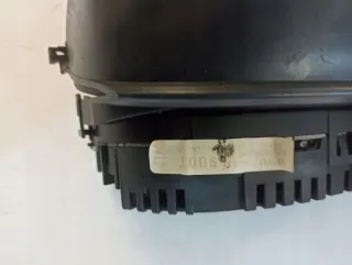 8Z0920900T Щиток приборов (приборная панель) Audi A2 Арт e12701576, вид 5