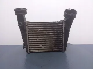 8D0145805C Интеркулер Volkswagen Passat B5 Арт e12701210, вид 1
