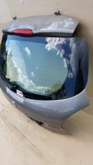  Крышка багажника (дверь 3-5) Peugeot 208 Арт e12701141, вид 4