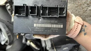 1K0959433AK Блок предохранителей Volkswagen Caddy 1 Арт e12697141, вид 1