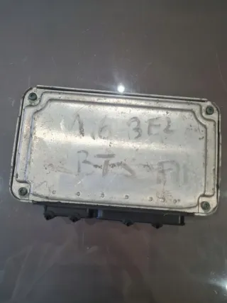 03C906057F Блок управления двигателем Skoda Fabia 2 Арт e12693986, вид 3