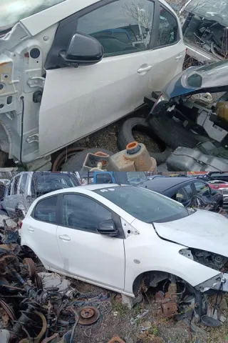 2007-14 Дверь передняя правая Mazda 2 DE Арт e12693263, вид 1