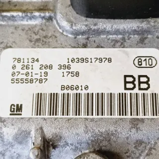 0261208396 Блок управления двигателем Opel Astra H Арт e12693175, вид 2