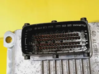 0261208396 Блок управления двигателем Opel Astra H Арт e12693175, вид 3