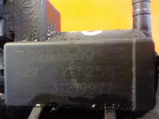 70261300 11MB13 D5244T15 Клапан электромагнитный Volvo S60 3 Арт e12665995, вид 3