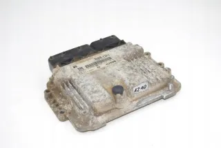 55566279 0281014452 Блок управления двигателем Opel Zafira B Арт e12590028, вид 5