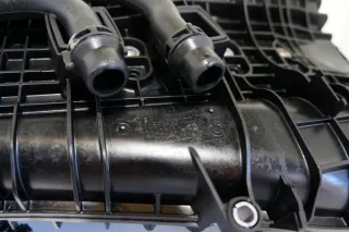 8603913 72344084 Коллектор впускной BMW ix 3 Арт e12502590, вид 4