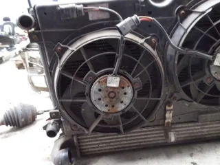 7M3820411A YM2H19C00AA 0130303878 7M3959455A YM2115150AA Радиатор (основной) Volkswagen Sharan 1 Арт e12457288, вид 2