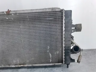 0130303975 13158655 52407504 Радиатор (основной) Opel Astra H Арт e12456347, вид 4