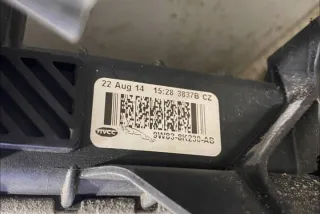 X250 9W838K230AB Радиатор (основной) Jaguar F-Type Арт e12050680, вид 3