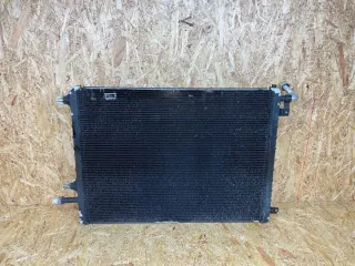 GJ32-19E839-AC GJ32-8K230-AA GJ328K230AA Радиатор (основной) Land Rover Discovery 5 Арт e12013783, вид 6