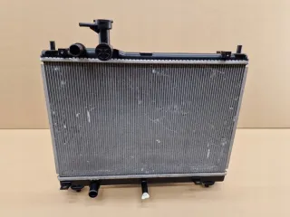 61232443 1770052R00 17700 Радиатор (основной) Suzuki Swift 5 Арт e11944618, вид 1