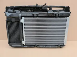 50B100Z 9801666680 9685852680 9803900780 9801492280 9680275480 3637002 6455EK 6455HF 6455HG 9650894080 9683489580 Радиатор (основной) Peugeot 208 Арт e11910870, вид 2