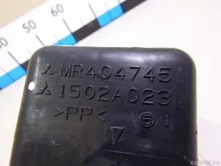 Резонатор воздушного фильтра Mitsubishi Monter 4 2002г. MR404745 - Фото 2