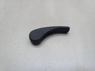 846107688R Ручка открывания лючка бензобака Nissan Terra Арт E60707174