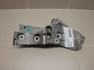 8200669495 Кронштейн генератора Nissan TIIDA C13 Арт E70016908