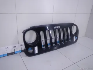 Решетка радиатора Jeep Wrangler JK restailing 2009г. 68046306AA - Фото 2